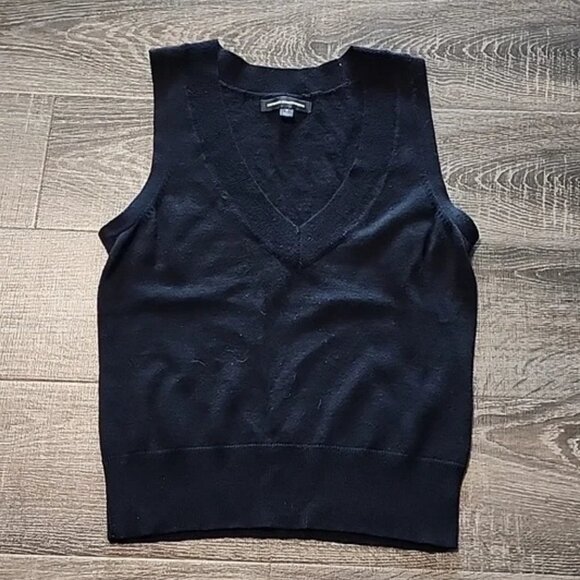 🌴 Express Design Studio knit Vest 🌴 - Picture 1 of 4